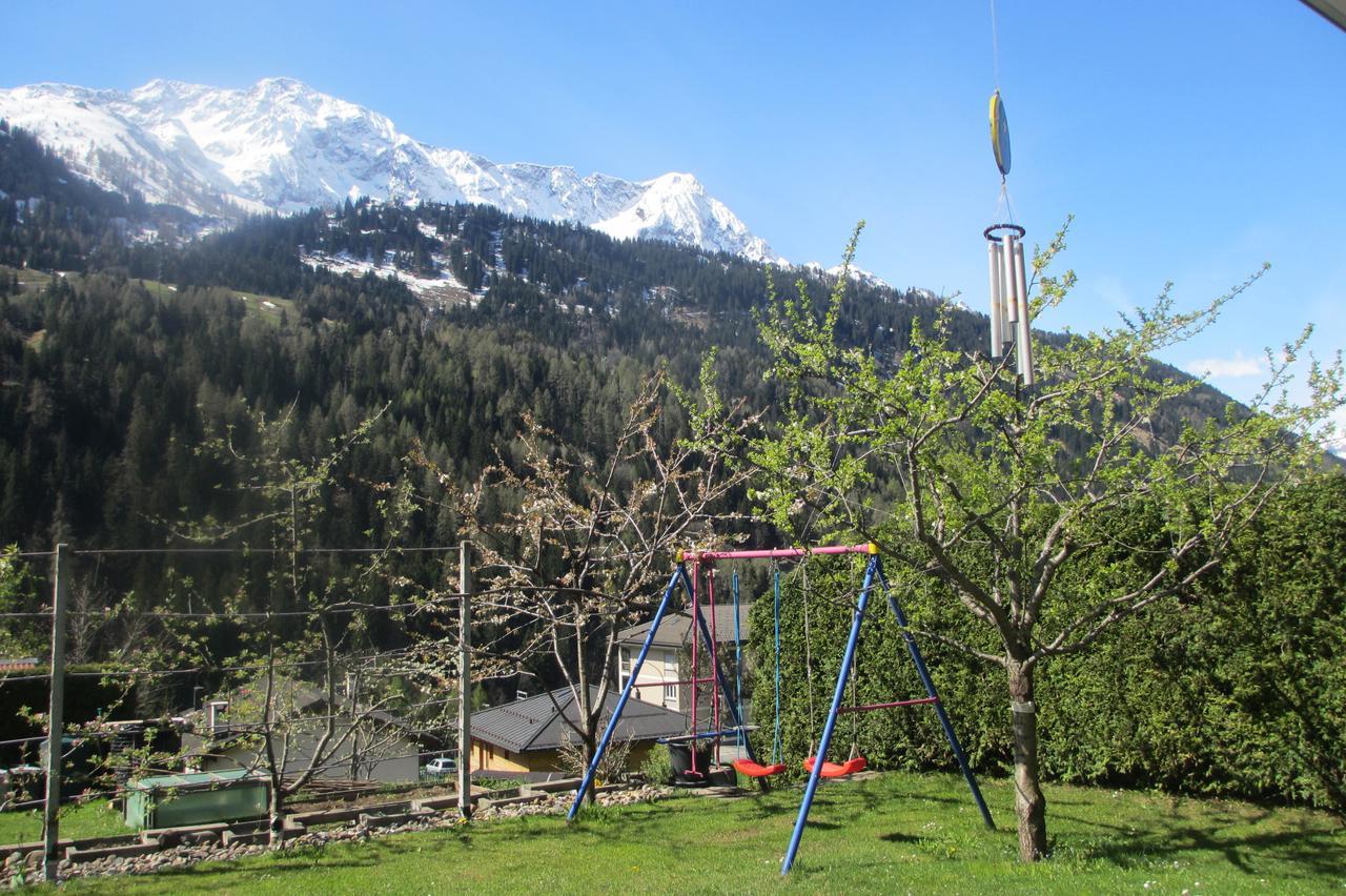 B&B Gottardo Airolo Bagian luar foto