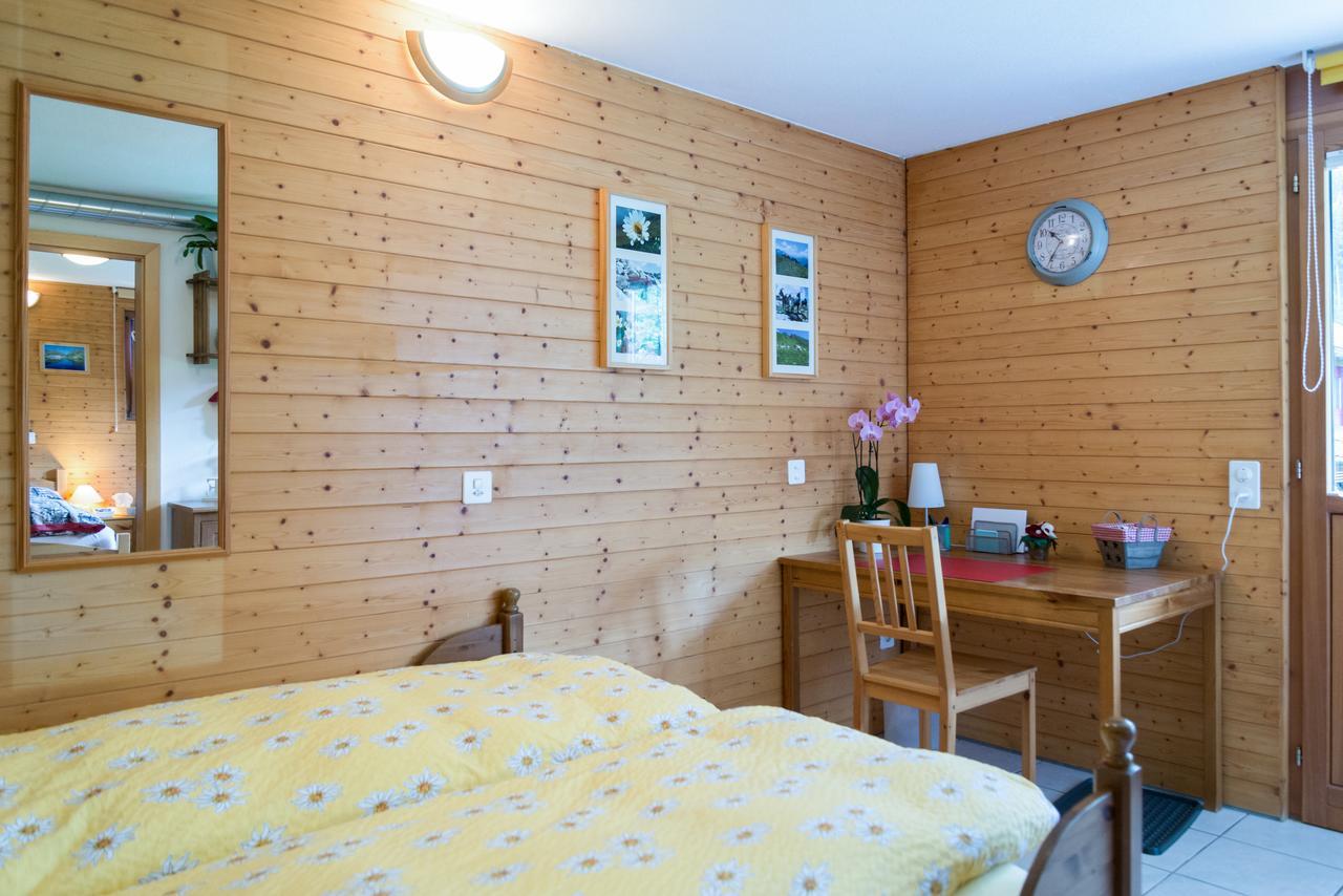 B&B Gottardo Airolo Bagian luar foto